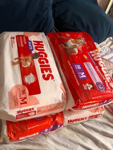 Fraldas Huggies, tamanho (M)