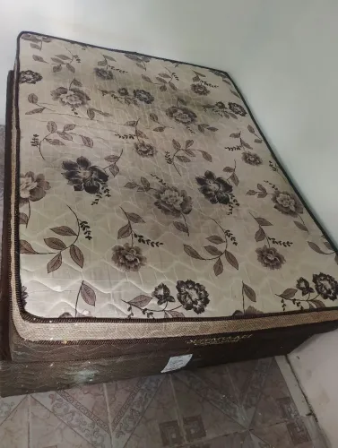 Cama box