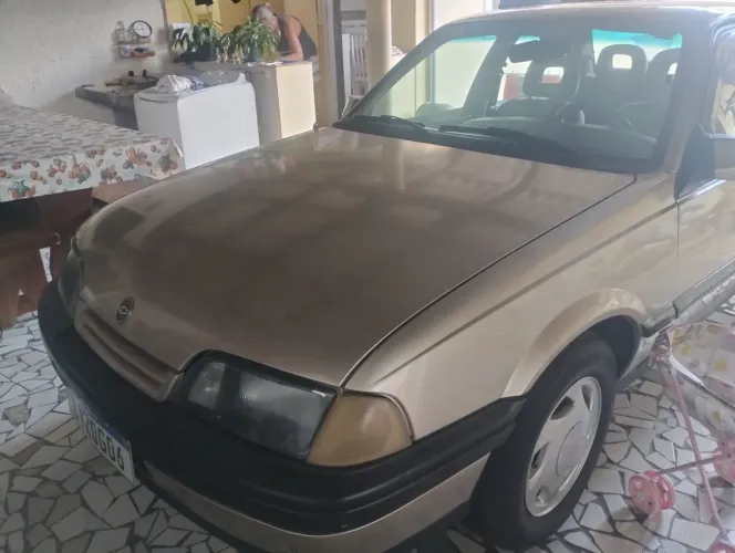 Chevrolet Monza GL 1.8 Efi/ SL/ L/ 650/barc. 2e4p 1995