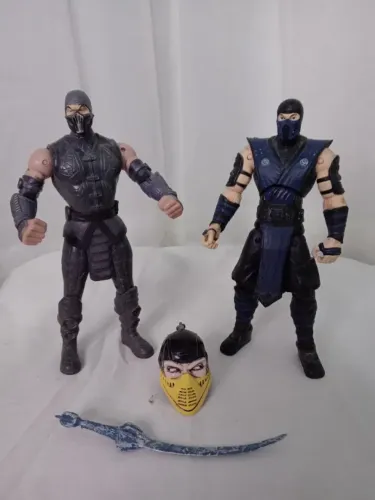 Kit de Bonecos Mortal Kombat - Sub-Zero e Noob Saibot