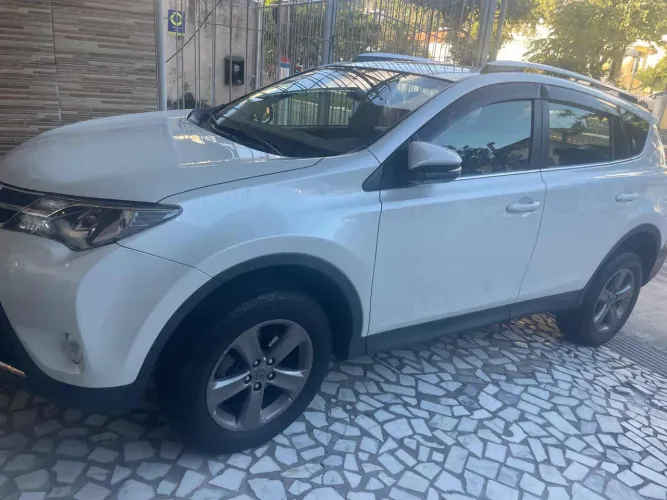 Toyota RAV4 2.0 4X4 16V Aut. 2014