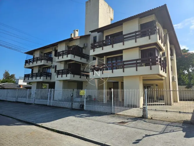 Apartamento à venda com 01 dormitório - Praia da Daniela