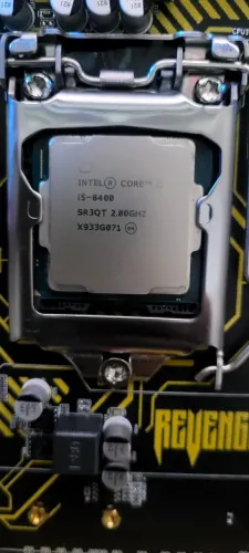  Intel® Core? i5-8400 8ª Geração de processadores<br>cache de 9 M, até 4,00 GHz 