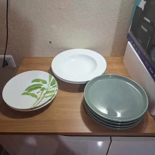 Pratos Tramontina e Oxford 8 peças 19cm 20cm e 23,5cm Cerâmica e Porcelana