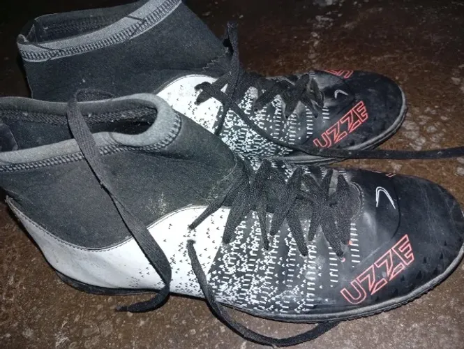 Tênis de futsal