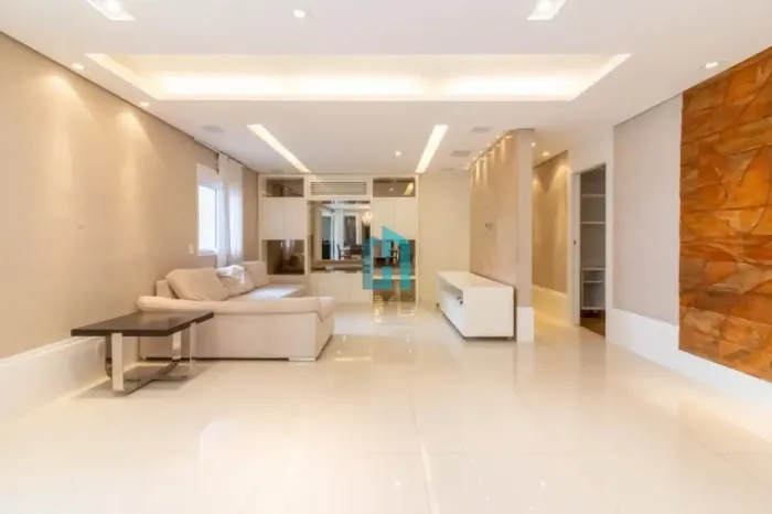 Apartamento para locação em Campo Belo com 3 quartos, sendo 3 suítes.