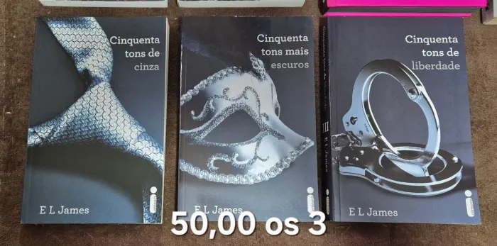 3 livros 50 tons de cinza, novo