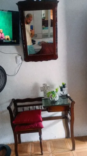 Peça Rara! Escrivaninha Antiga + Espelho Impecável Sem Arranhões