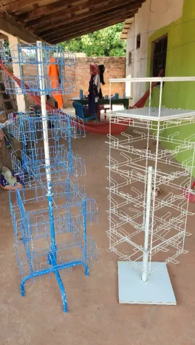 Expositor de produtos 100 cada um ou 150 os dois
