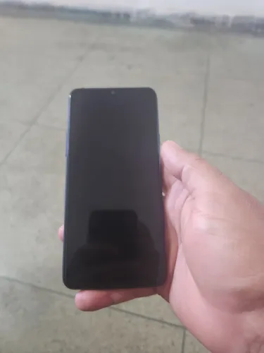 Celular A20s semi novo