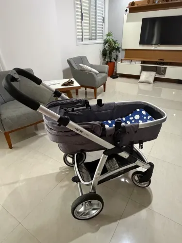Carrinho de Bebê 3 em 1 EPIC (Moisés + Bebê Conforto)
