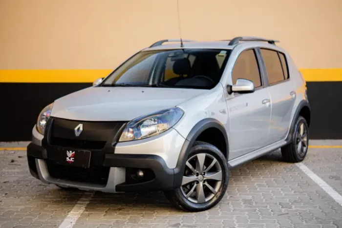 Renault Sandero Stepway Hi-f. R. Curl 1.6 16V 5P 2012