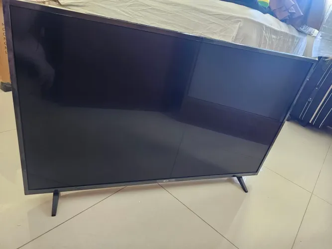 Smart TV LG LED 43' ESTADO DE NOVA