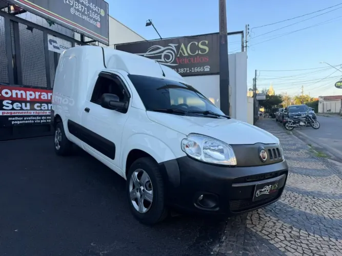 Fiat Fiorino Furgão Work. Hard 1.4 Flex 8V 2P 2018