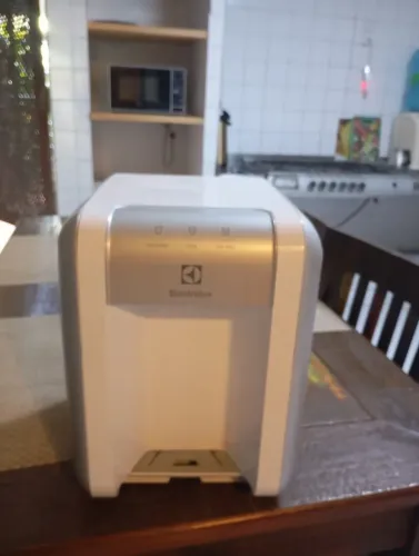 Purificador de água Electrolux PE11B