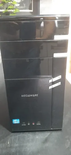 computador com monitor EXCELENTE ESTADO pronto para uso INTEL 13 RAM 8GB 500GB