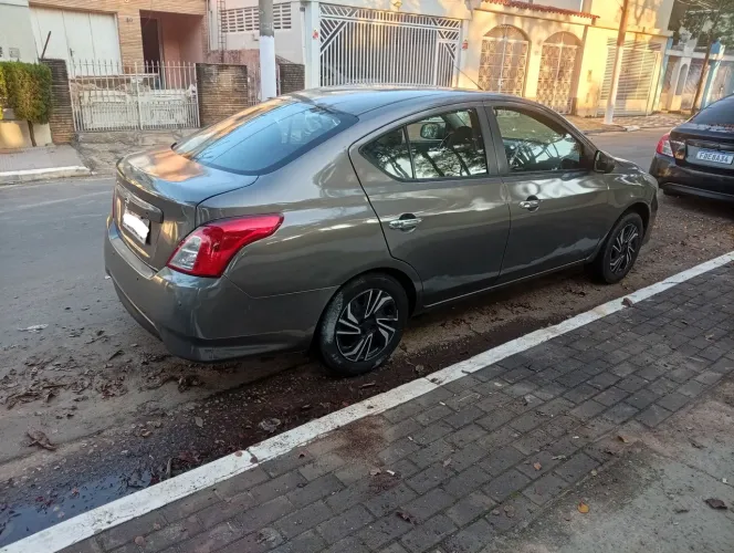 Nissan Versa 1.0 12V Flexstart 4P Mec. 2017