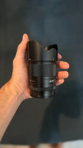 Lente Viltrox 33MM F1.4 E Mount