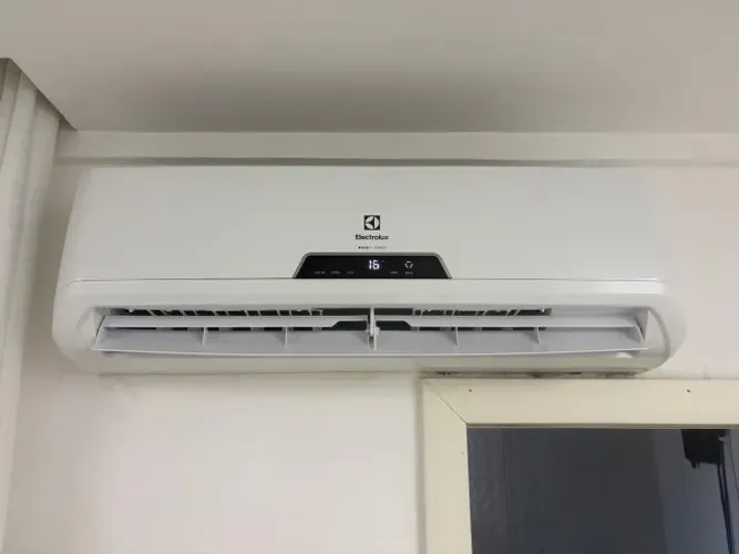 Evaporadora Electrolux 12.000 BTUs 220V
