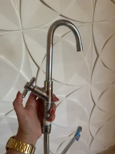 Pia com torneira inox 
