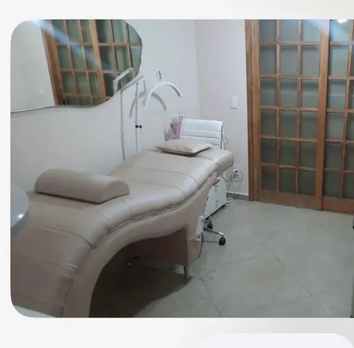 Maca Profissional Estofada Rose Gold com Lâmpada