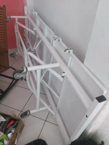 Cama hospitalar semi-nova