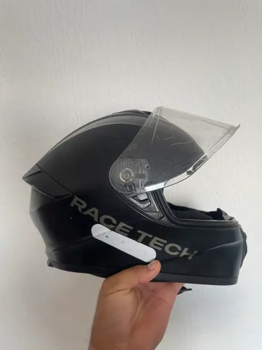 Capacete RACE TECH