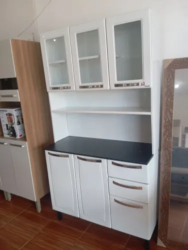 Armário Itatiaia novo em oferta