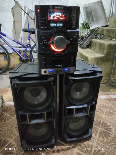 Sony genesis HCS-GTR66 700w rms