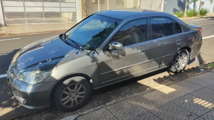 Honda Civic Sedan Lx/lxl 1.7 16V 115cv Aut. 4P 2005