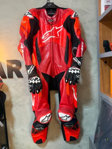 MACACÃO ALPINESTARS GP PLUS V4