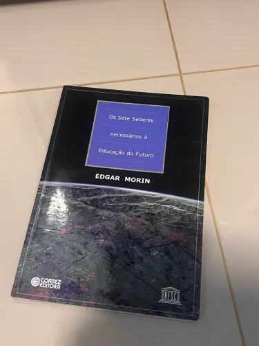 Livro Os Sete Saberes Necessário à Educação do Futuro