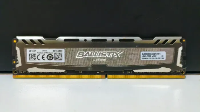 Memória RAM Ballistix 8GB 3000MHz