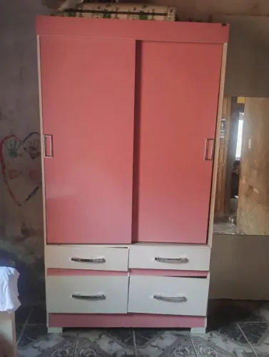 Guarda roupa, não entrego