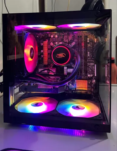 Vendo/Troco Pc Gamer i7 7700K + GTX1650 + SSD 