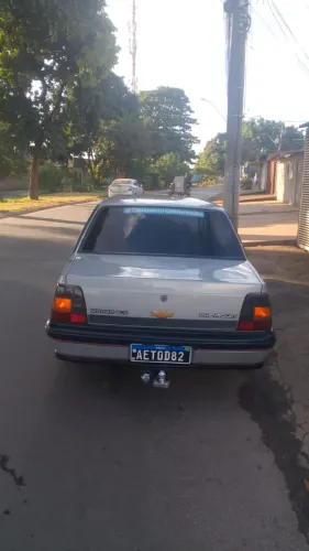 Chevrolet Monza Classic SE 2.0 /mpfi E EFI 2P E 4P 1994