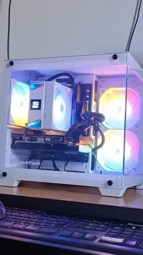 Pc Gamer i5 10th+Rx5500xt 8gb (Faço trocas)