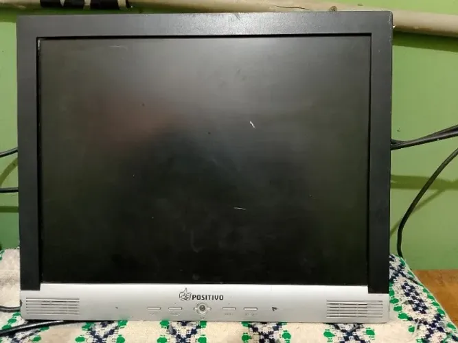 MONITOR 15"(LEIA O ANÚNCIO)