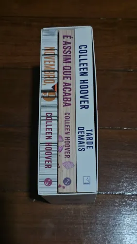 Box Colleen Hoover - 3 Livros (É Assim que Acaba, tarde demais e novembro 9)