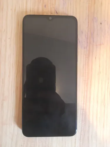 Moto E13 32GB vendo por 200 tela intacta com película
