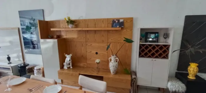 FAÇO MONTAGEM E DESMONTAGEM DE MOVEIS EM GERAL