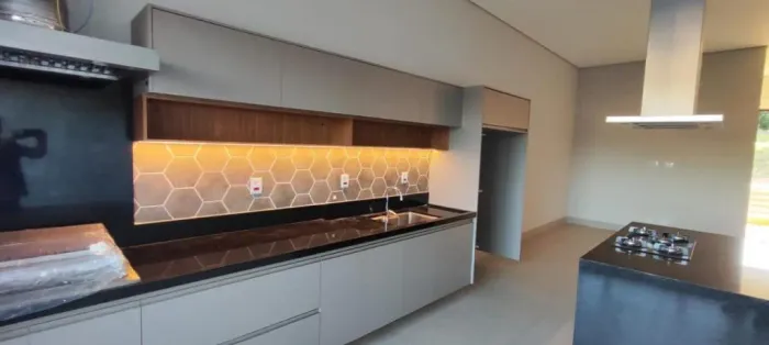 Casa com otimo acabamento no Condominio Terras de Santa Marta | Rosa e Rangel