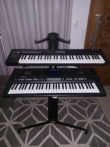 Teclados e pianos