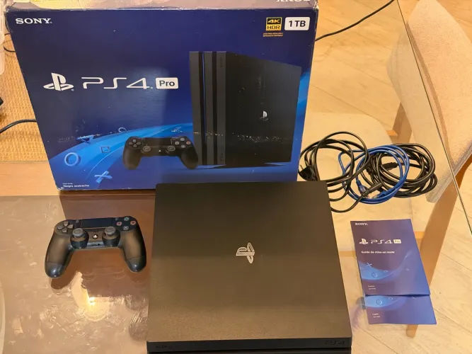 Playstation 4 Pro 1TB (PS4) Na caixa completo CIB