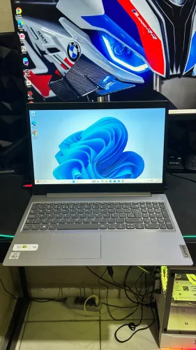 Notebook Lenovo core i3