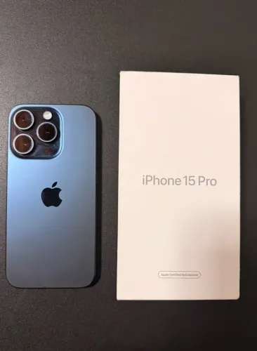iPhone 15 pro Blue titanium