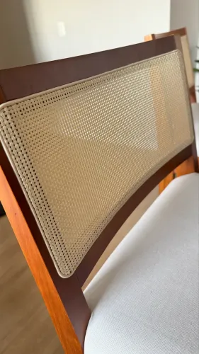 2 banquetas de madeira maciça