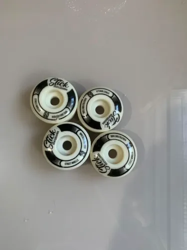 Roda SkateStreet 53mm Stick 95A