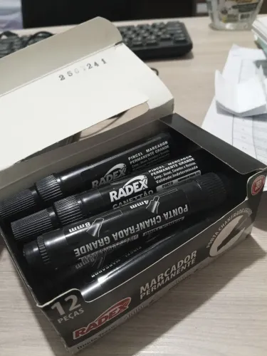 Canetão Preto Permanente Duplo Traço