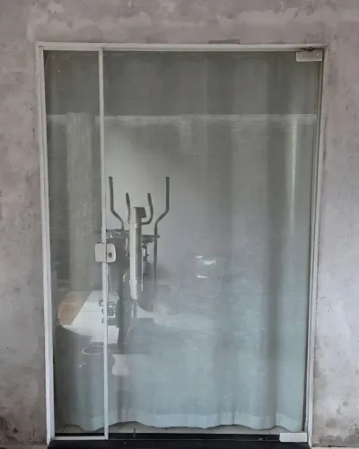 Porta de vidro temperado + bandeira